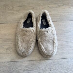 OluKai Women's Tan Slippers